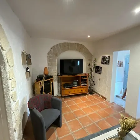 Maison Avec Petit Jardin Privatif Confort *